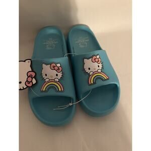 SANRIO Hello Kitty Slides Female (SZ 4-5) NWT Swim Slip On Easy Clean Trendy